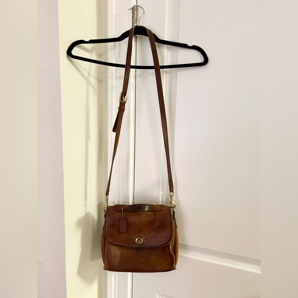 COACH Vintage Bag Style No. H5C- 9977.